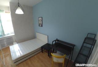 (单间出租)香江路利群附近精装单间 带独立卫生间 拎包入住 - 青岛28生活网 qd.28life.com