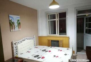 (单间出租)市北万达精装主次卧出租+无中介费+可月付 - 青岛28生活网 qd.28life.com